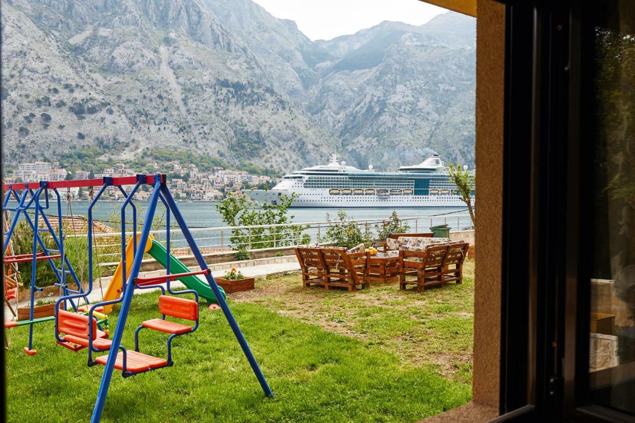 Blanka Sea View Apartments Kotor Ngoại thất bức ảnh